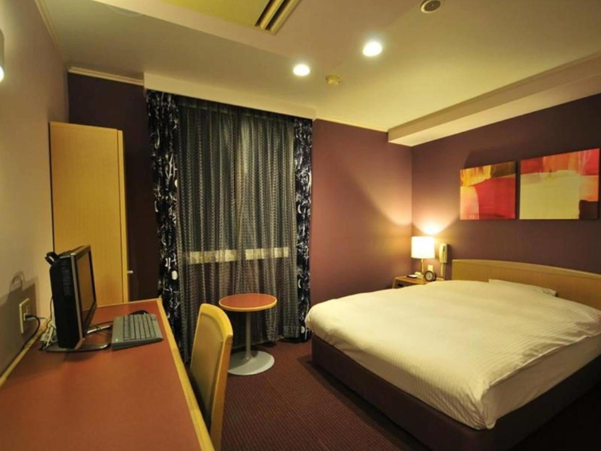 Hotel Top Inn มัตสึยามะ ภายนอก รูปภาพ